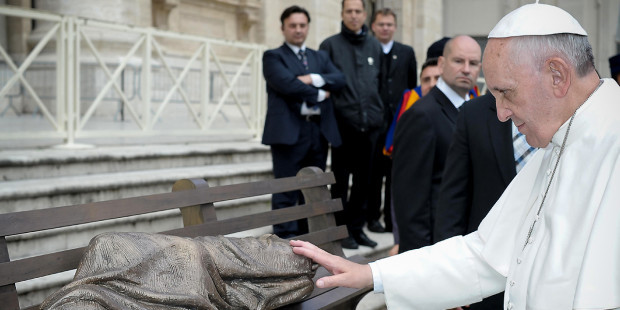 web-pope-francis-blessing-hj-hr-supplied-photo